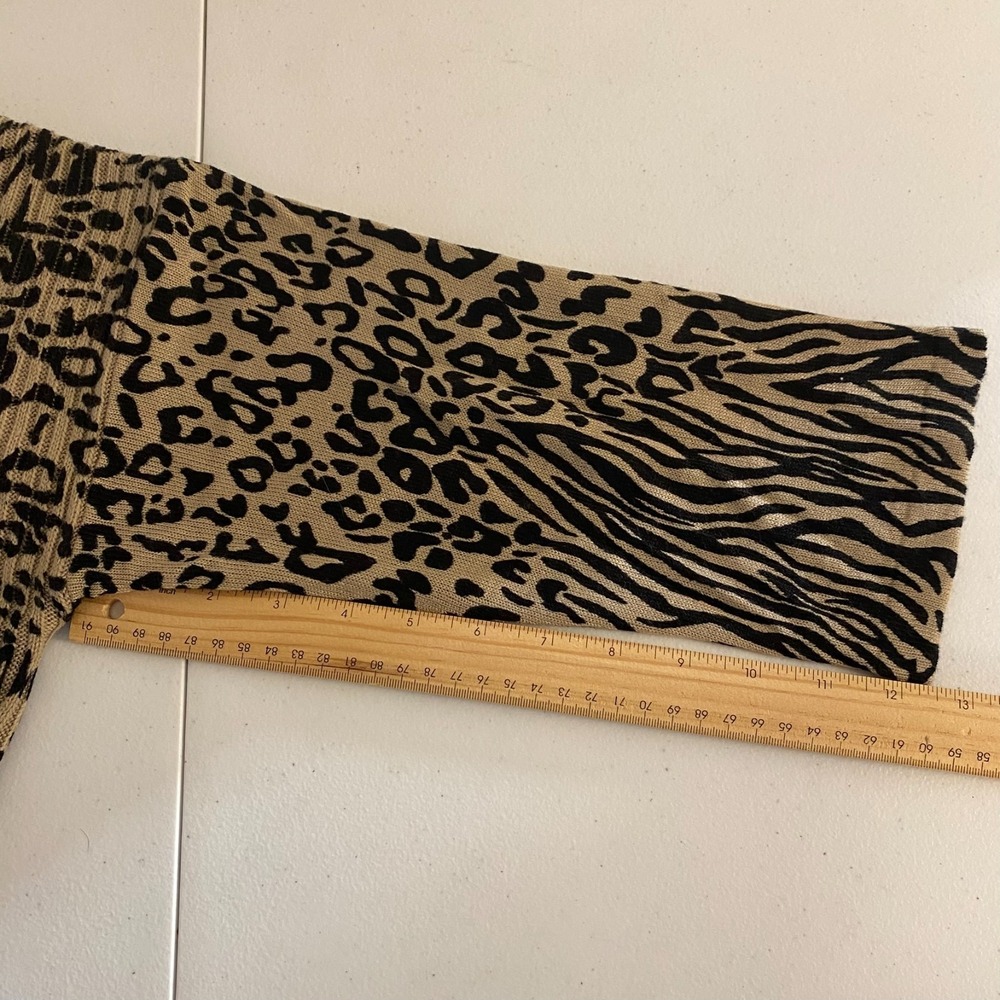 Dana Buchman Sweater Women L Tan Excellent Mixed Animal Print 3/4 Sleeve Top - Picture 9 of 11